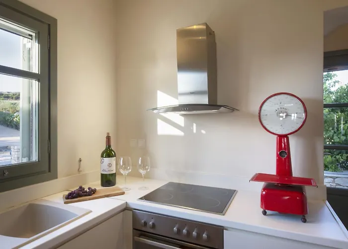 Erato - Ideal Family For 8 - Pool, Sea Views Villa